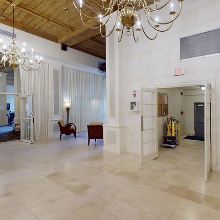 Palm Beach Hotel & Sunrise Cottage Экстерьер фото