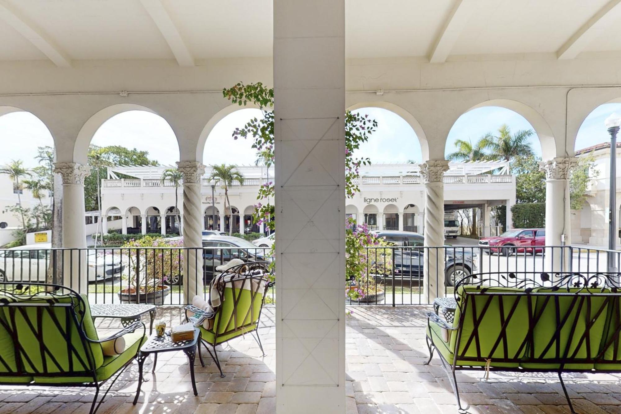 Palm Beach Hotel & Sunrise Cottage Экстерьер фото
